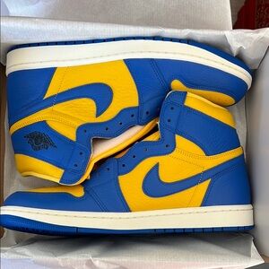 Women’s Air Jordan 1 Retro HI OG Blue and Yellow High-Top
